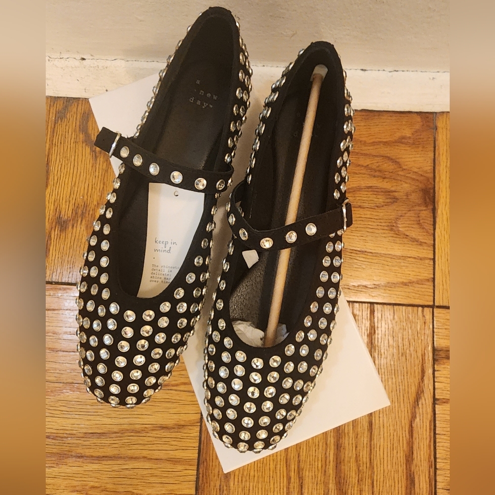NWT Black Studded Mary Janes - Picture 2 of 5